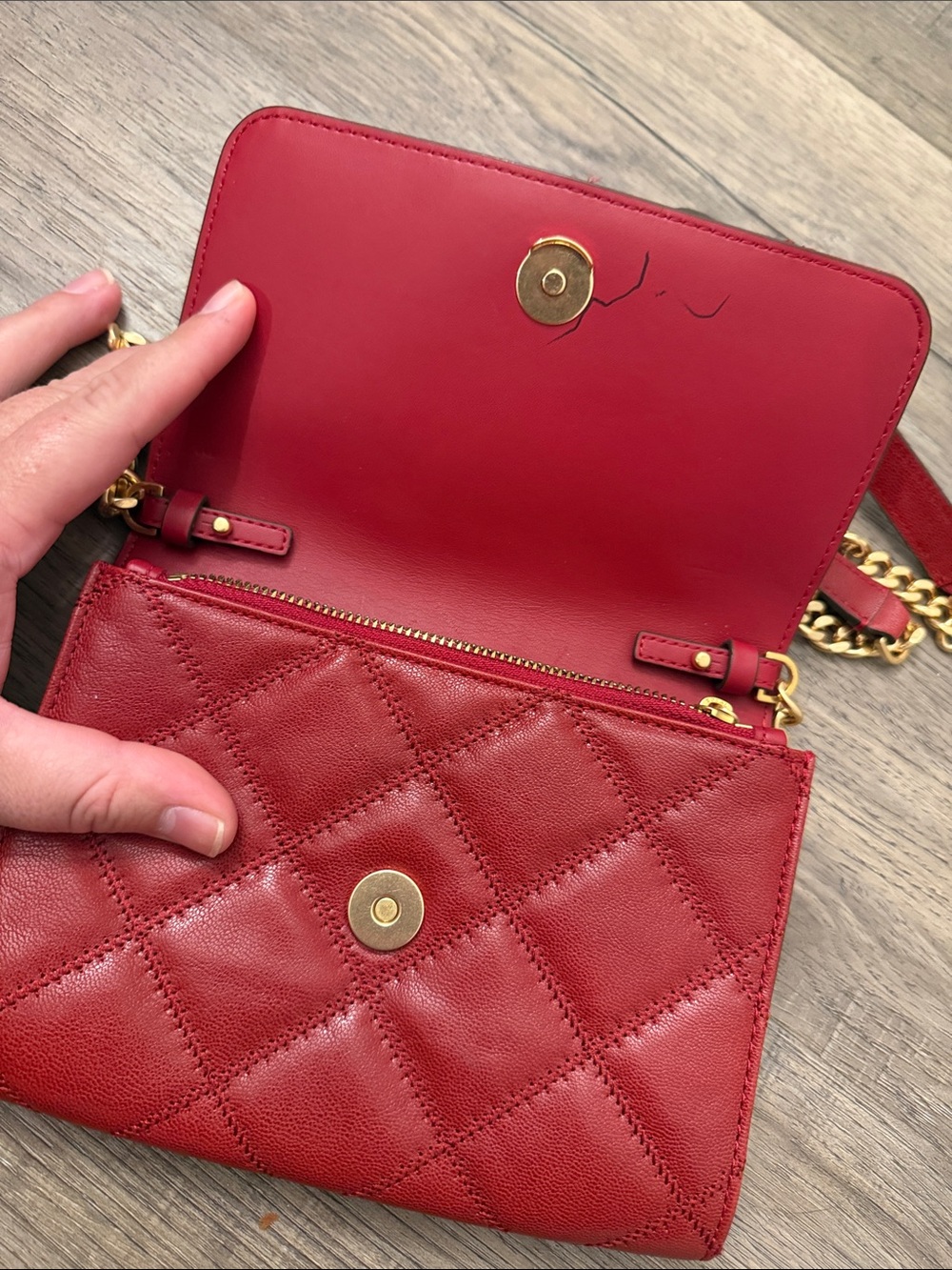 Tory Burch Quilted Leather Chain Crossbody - Red with Gold Hardware*** sold eBay - Picture 2 of 4